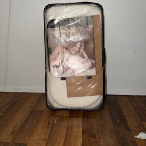 Cozy White Deluxe Plus Dock